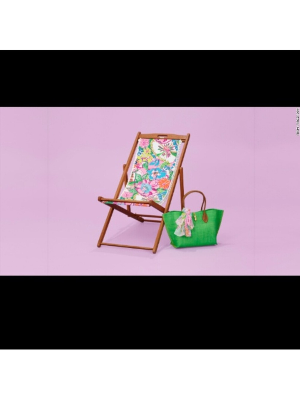 Lilly Pulitzer Pink Tropical Print Beach Chair with Green Tote